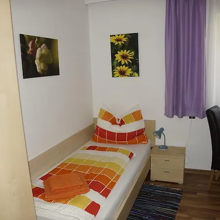 Zillertal - Haus Dichtl Апартаменты Штуммерберг